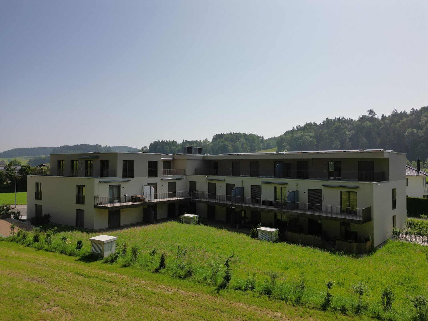 Moderne 2.5-Zimmerwohnung mit 18m2 Balkon - Bild 5