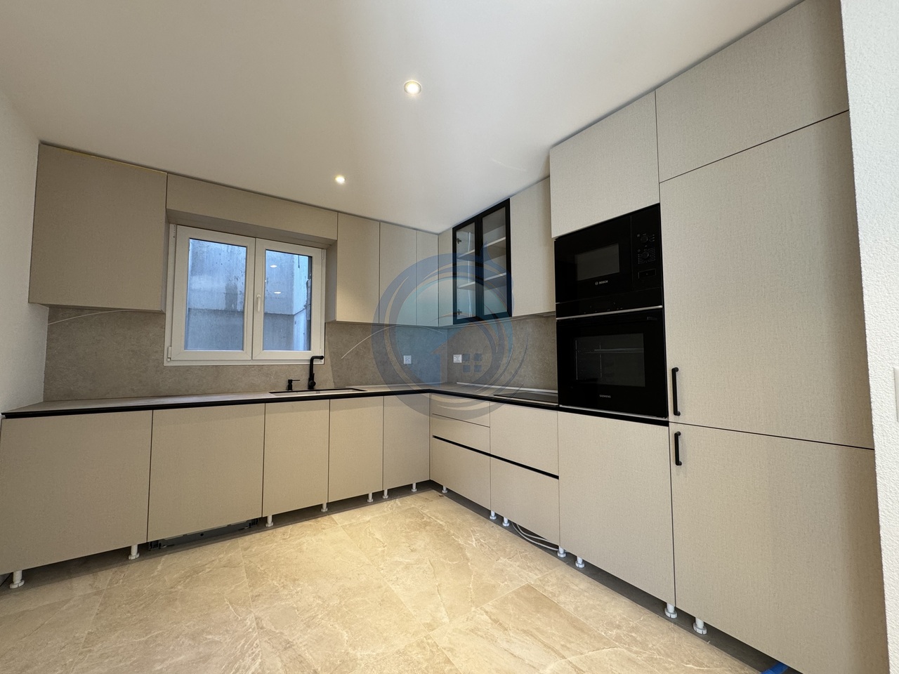 APPARTEMENT NEUF DE 4,5 PIÈCES AVEC VUE PANORAMIQUE SUR LE LAC - Bild 5