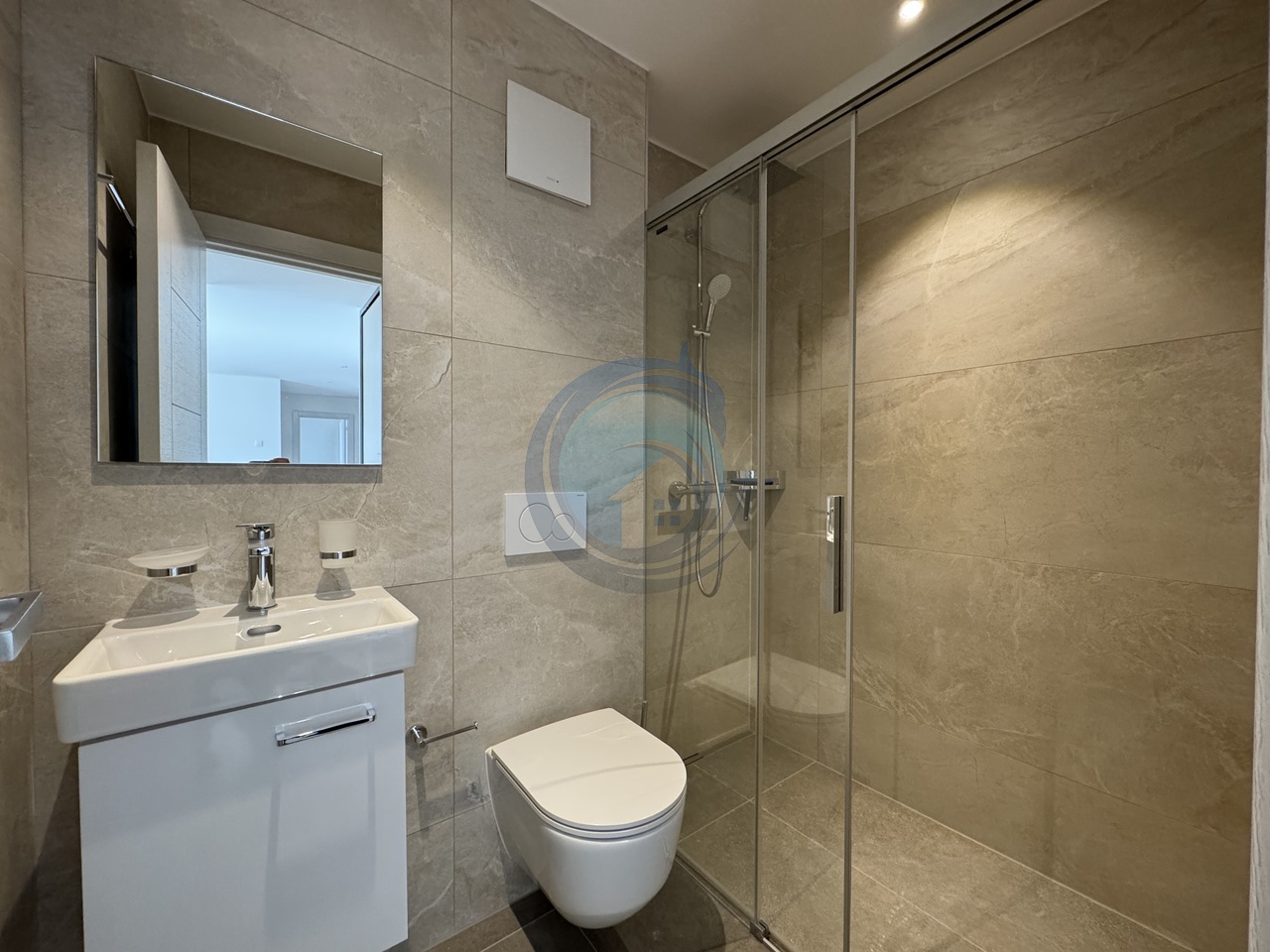 APPARTEMENT NEUF DE 4,5 PIÈCES AVEC VUE PANORAMIQUE SUR LE LAC - Bild 8