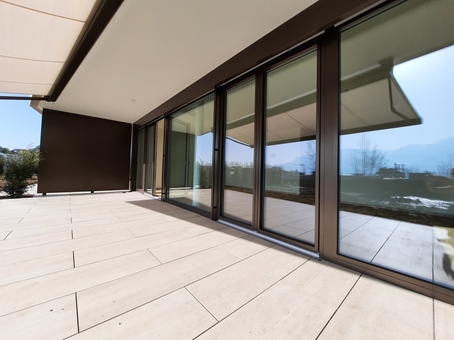 La Tour-de-Peilz – Studio lumineux 45m² avec jardin privatif et terrasse - Bild 4