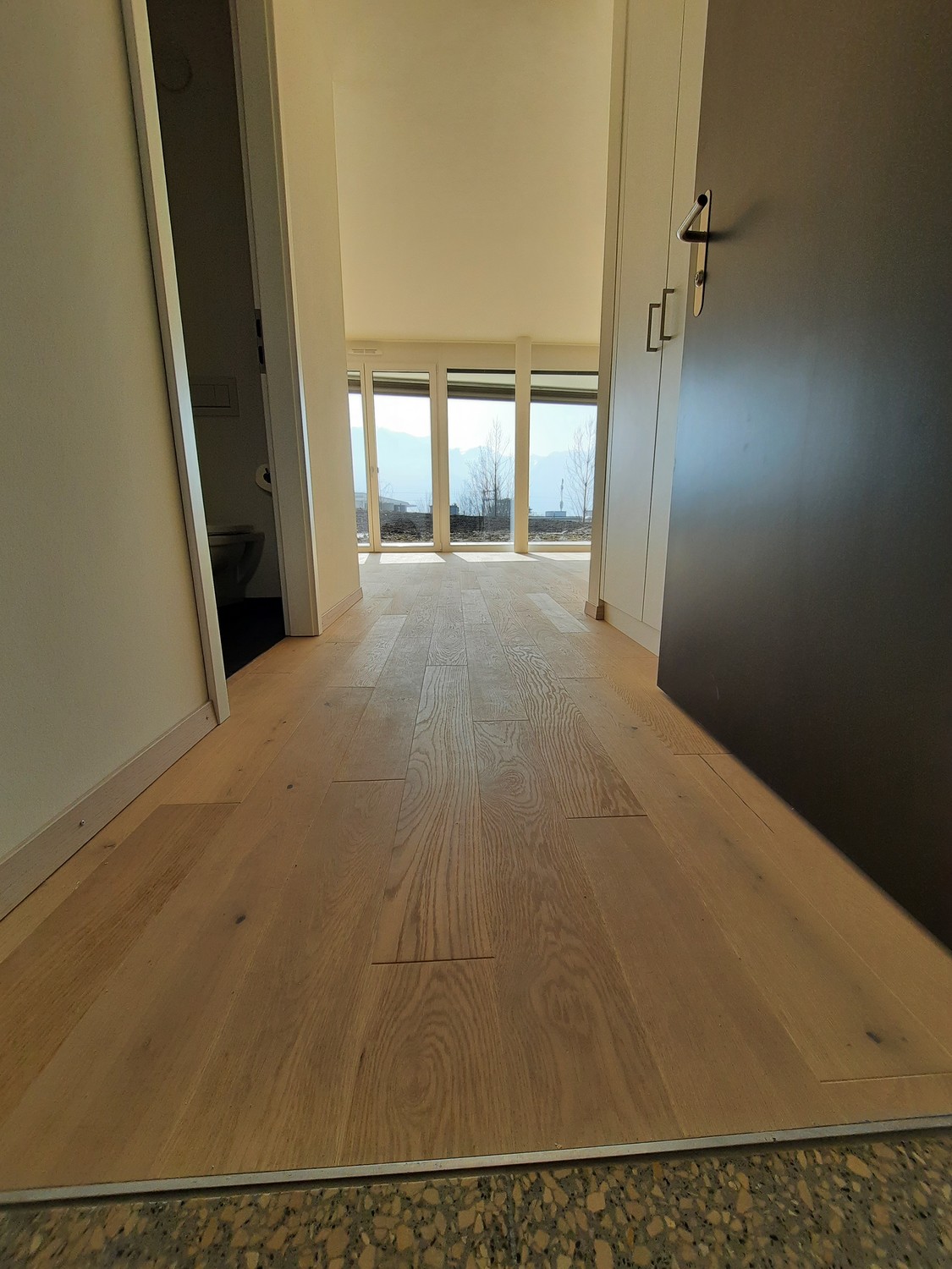 La Tour-de-Peilz – Studio lumineux 45m² avec jardin privatif et terrasse - Bild 6