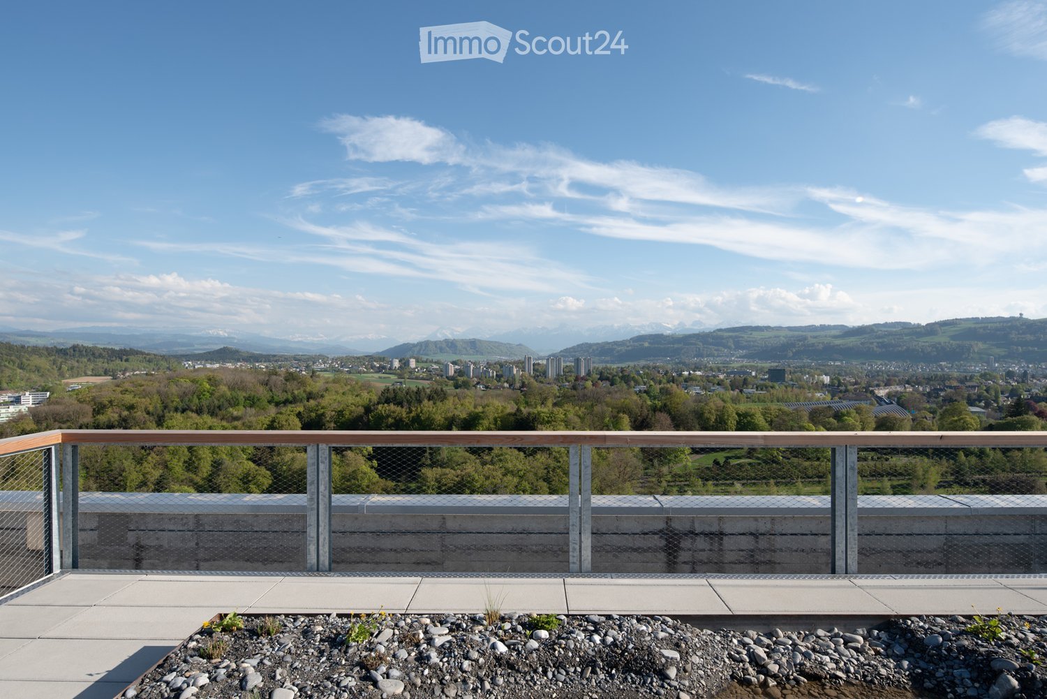 ERSTBEZUG - Wohnen mit Weitblick im Hochhuus Bern - Bild 1