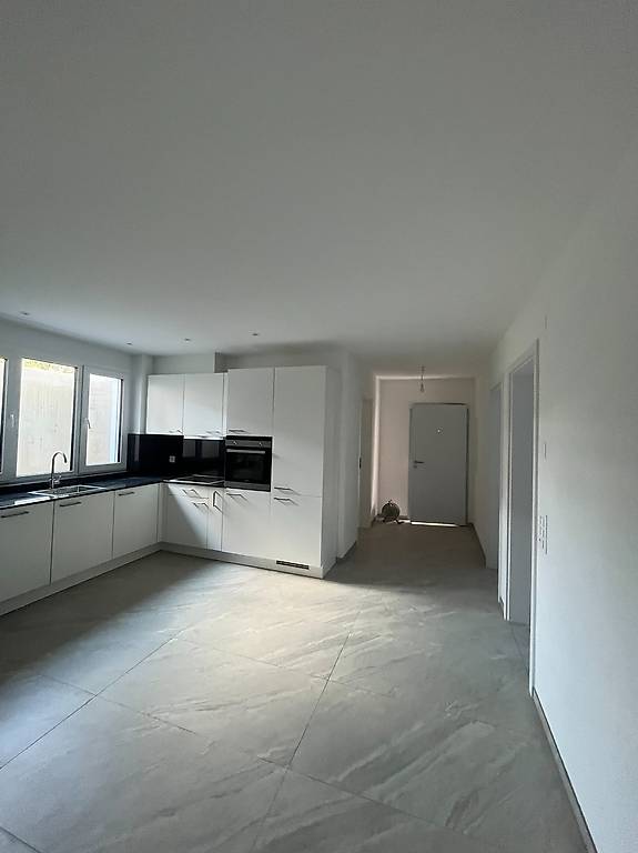 4.5-Zimmer-Hobbyraum-Wohnung an ruhiger Lage in Frenkendorf - Bild 1