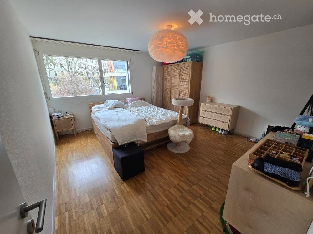 Appartement moderne de 3,5 pièces avec balcon et vue sur la ville - Bild 4