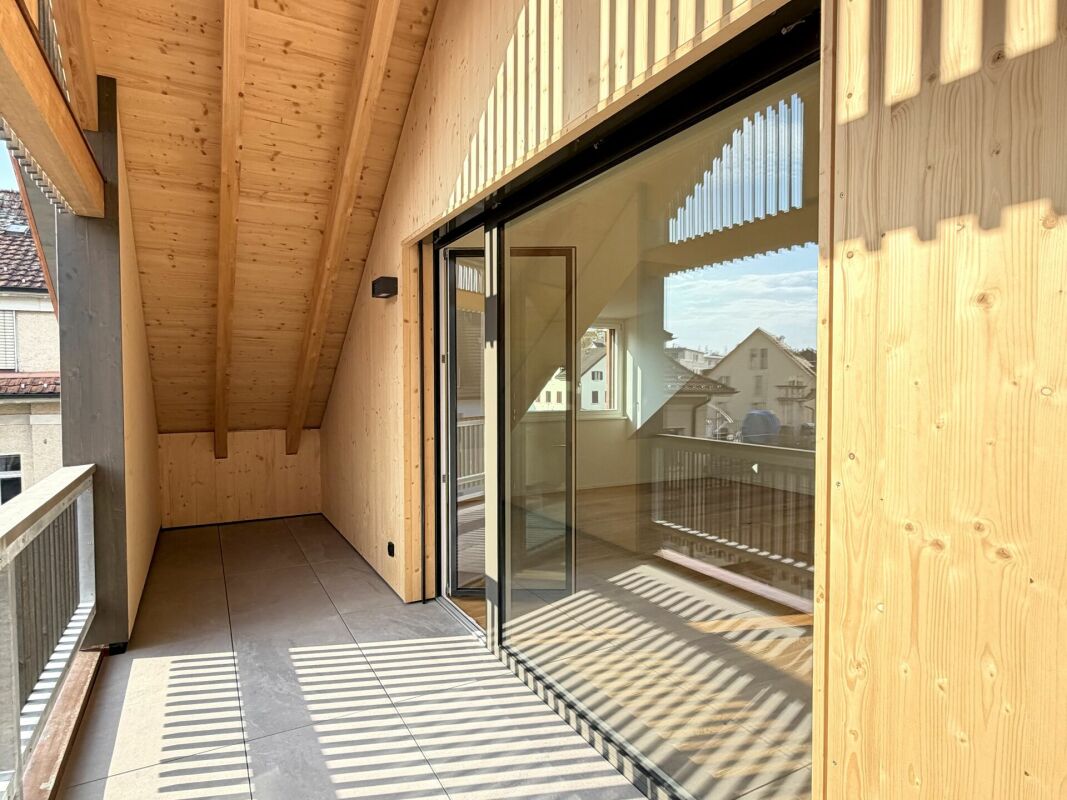 frisch fertiggestellte Dachwohnung mit Wohlfühlcharakter - Bild 8