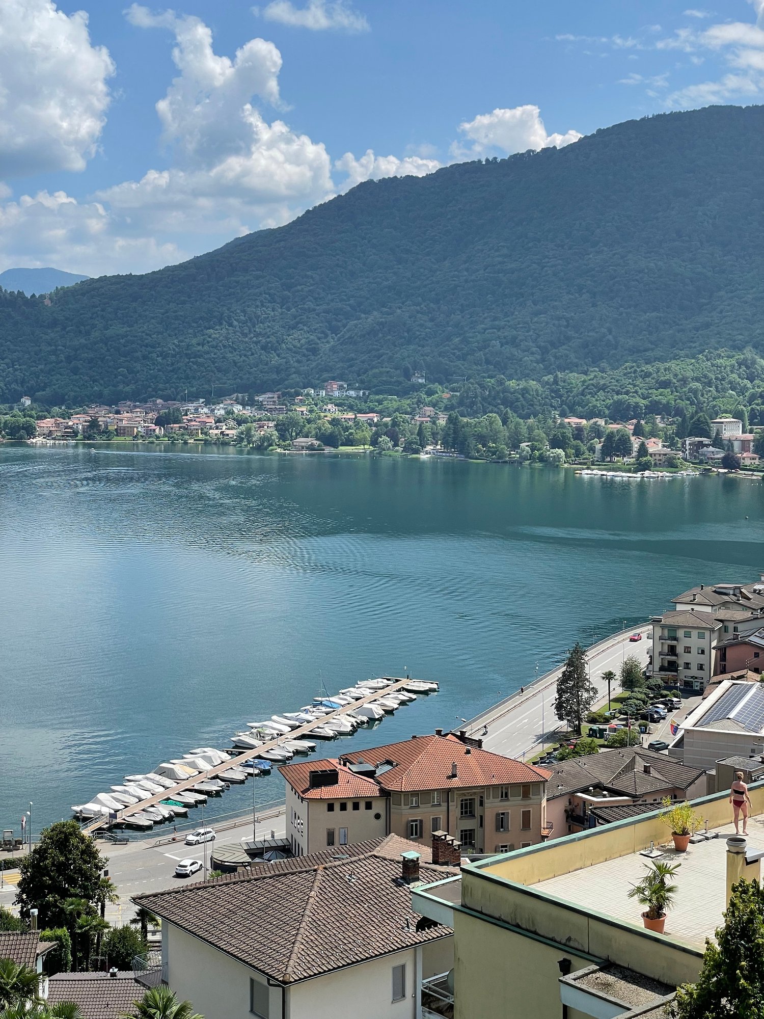 Moderno attico 3.5 locali con terrazze vista lago/monti prima locazione - Bild 3