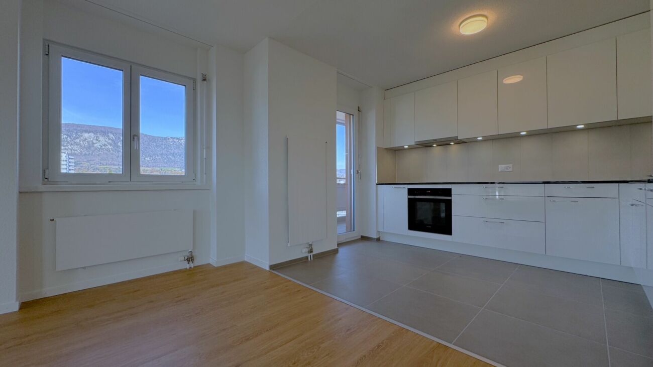 ERSTBEZUG 4.5-Zimmer-Wohnung 140 m2 - totalsaniert - 3 Balkone - ruhige Lage in Solothurn - Bild 1
