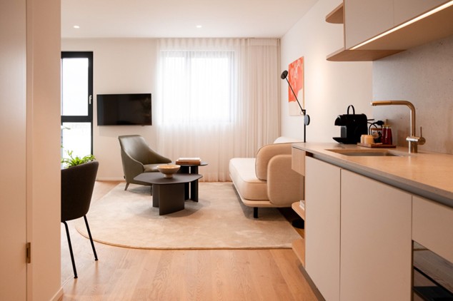 Moderno 2.5 locali ammobiliato con vista panoramica a CHF 1'750/mese + pacchetto servizi obbligatori - Bild 6
