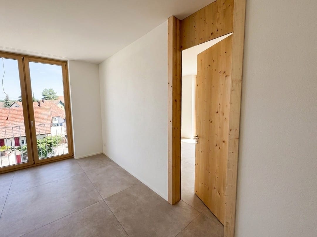 Stilvolle 3-Zimmer-Stadtwohnung mit Balkon in Effretikon - Bild 8