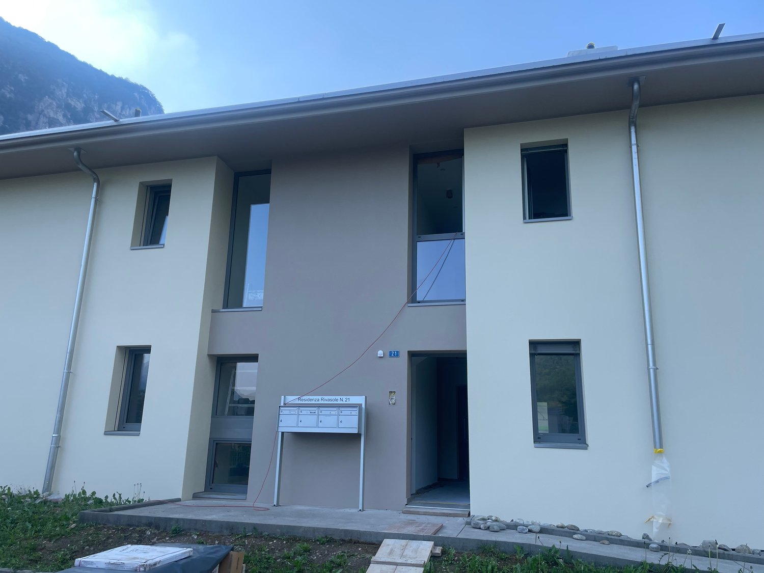 Neue Erdgeschosswohnung mit Terrassenbereich und Garten - Bild 1