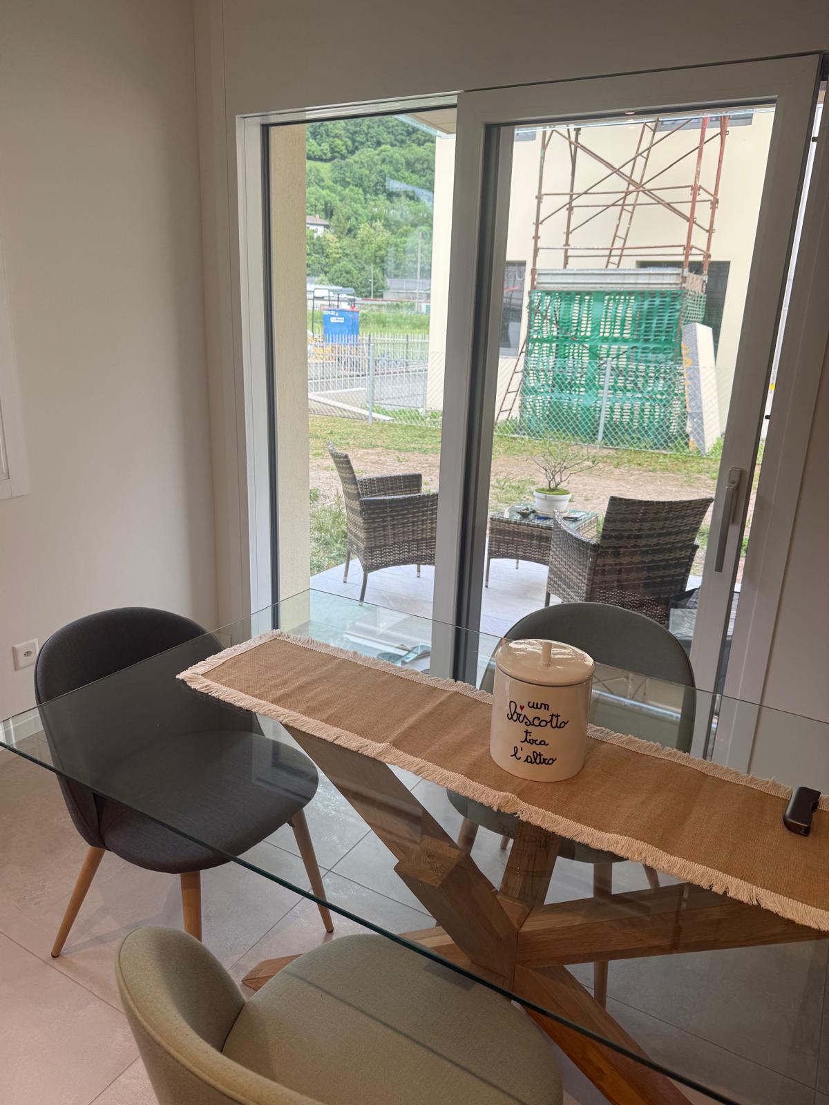 Neue Erdgeschosswohnung mit Terrassenbereich und Garten - Bild 2