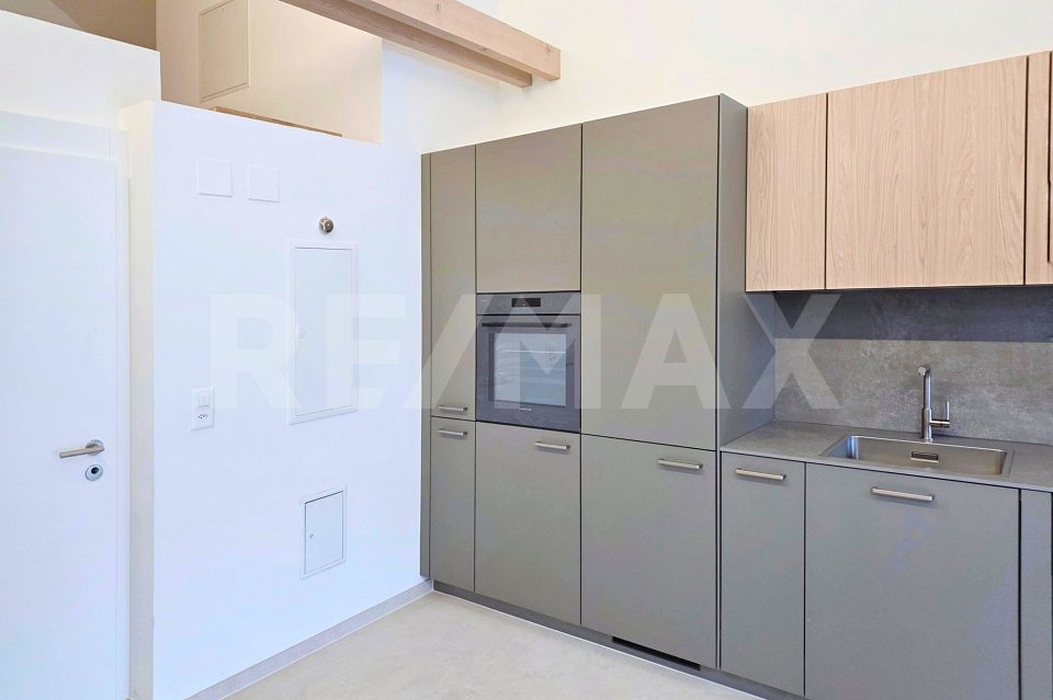 Loft- Dachgeschoss-Wohnung an zentrale Lage in Altdorf UR, Erstvermietung - Bild 5