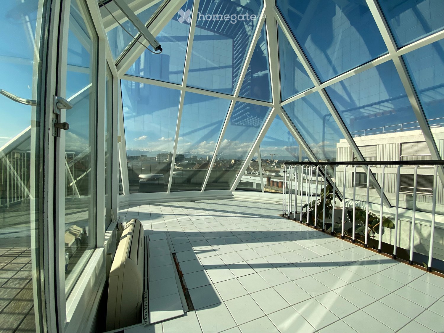 Appartement de 6 1/2 pièces en duplex avec terrasse sur toit au Pâquis - Bild 4