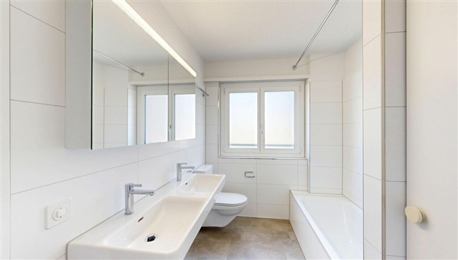 Wohnen in neuem Glanz - Helle 3.5-Zimmerwohnung mit sonnigem Balkon - Erstbezug nach Gesamterneuerung - Bild 8