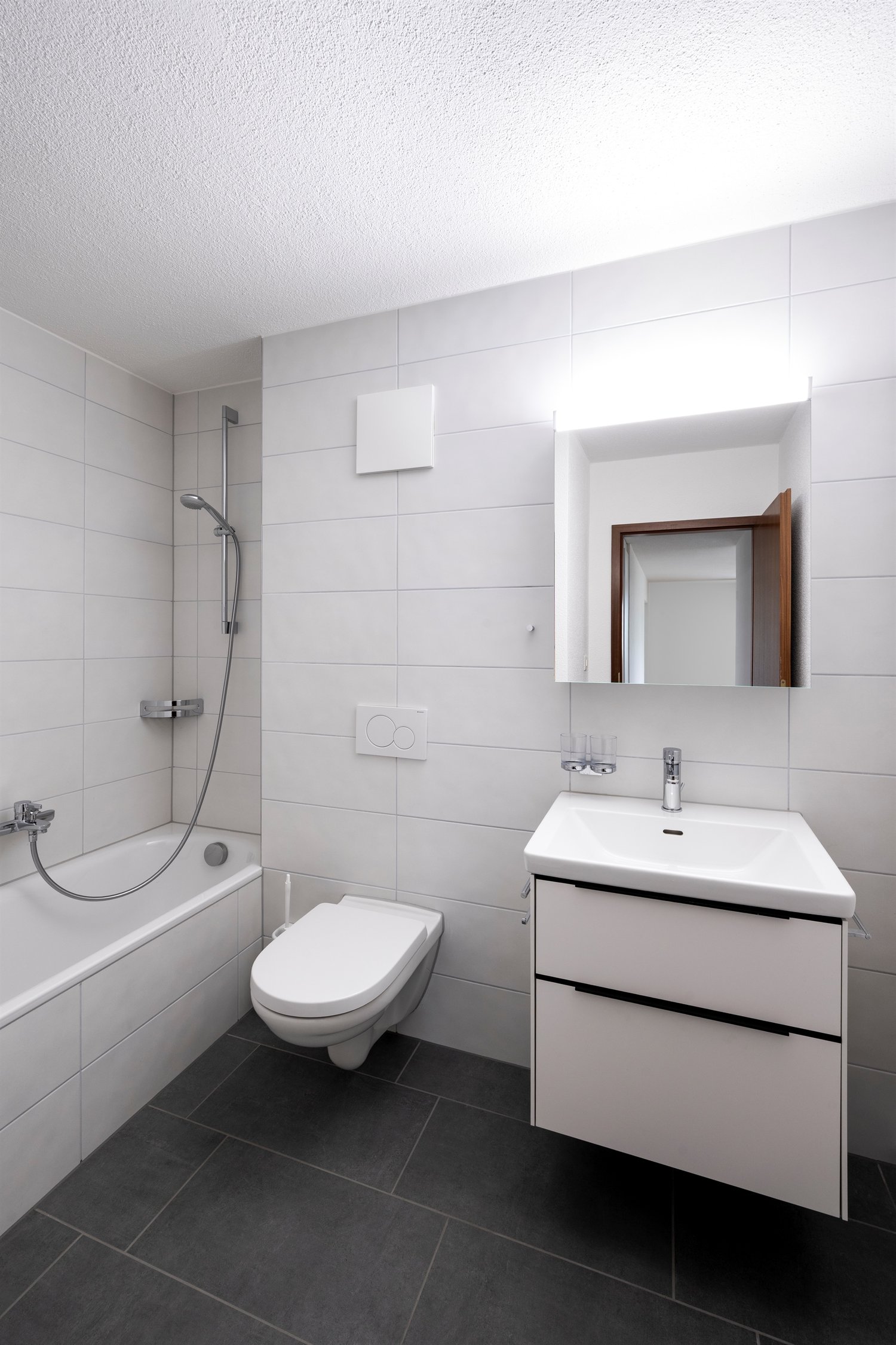 Ihr neues Zuhause in frisch sanierter Wohnung! - Bild 12