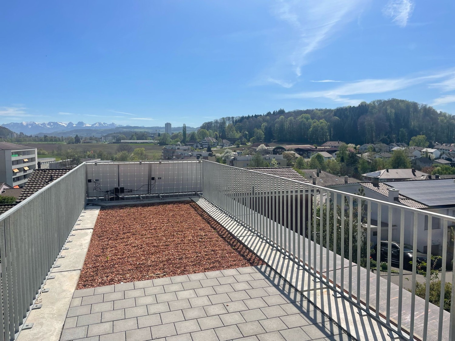 Studiowohnung in Bolligen mit Terrassen - Bild 6