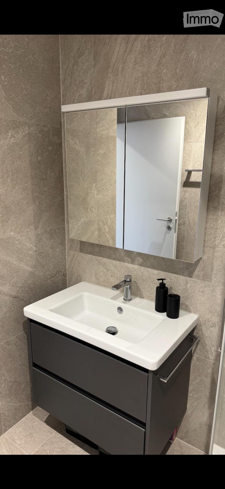 Moderne 2.5-Zimmer-Neubauwohnung mit Balkon und schöner Aussicht in Biel/Bienne – sofort verfügbar - Bild 8