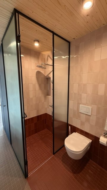 Moderne 1.5-Zimmer-Neubauwohnung mit Balkon in Glattfelden - Bild 4