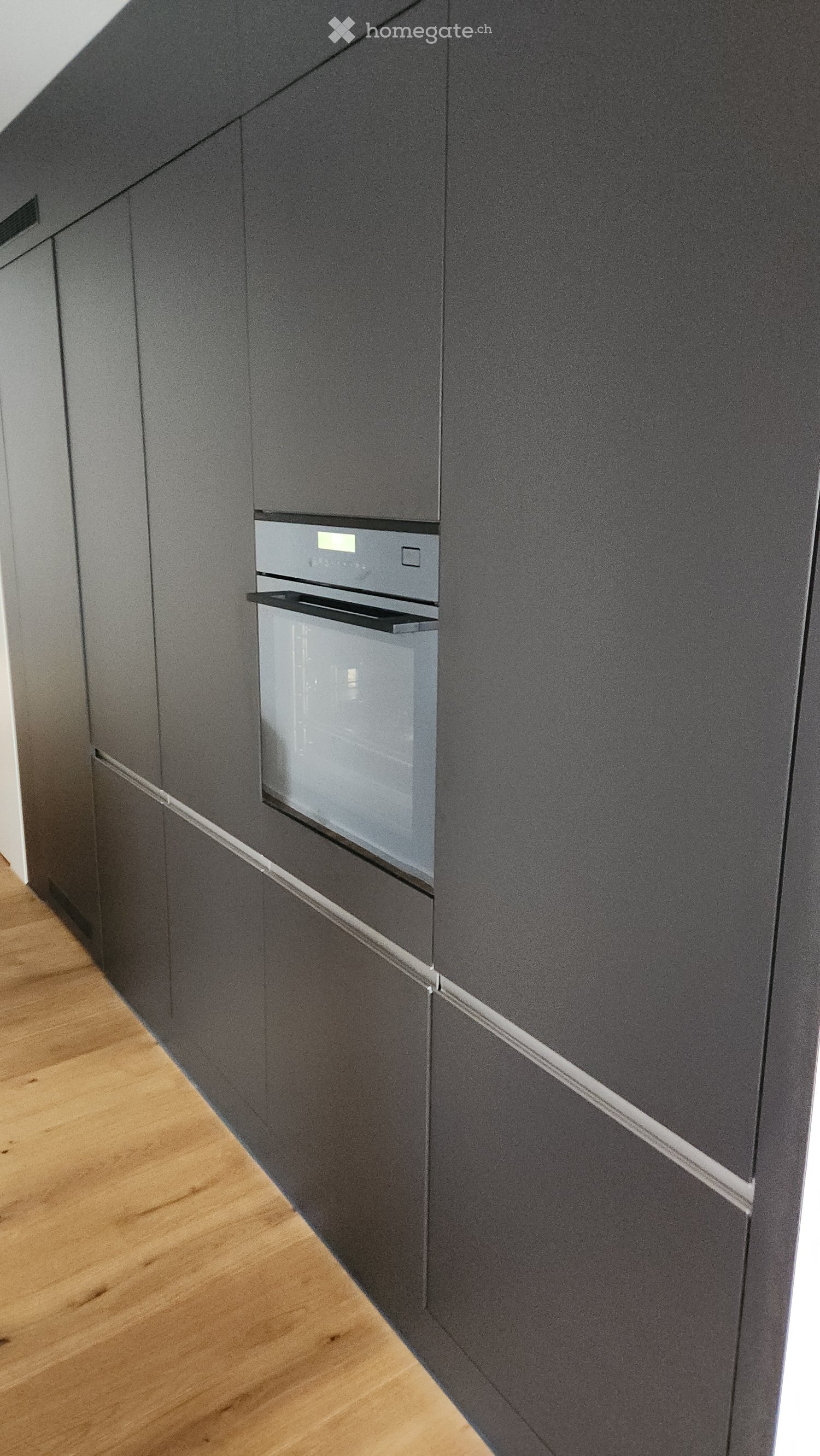 Modern 3-Room Apartment with Stunning Views in New Volketswil Development - Bild 3