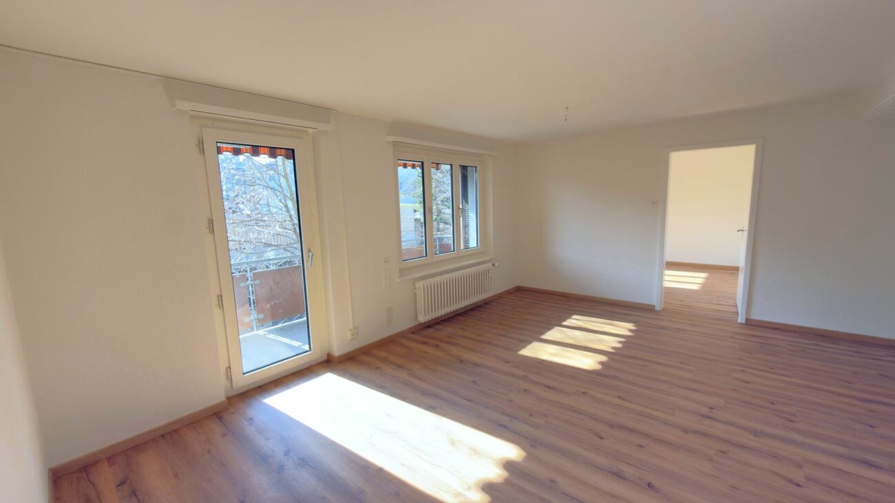 4.5 ZWG kernsaniert - Wohnzimmer