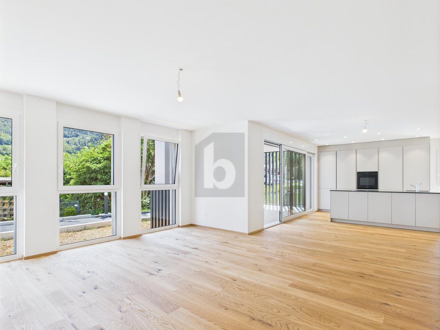 EIN HAUCH VON LUXUS - Bild 1