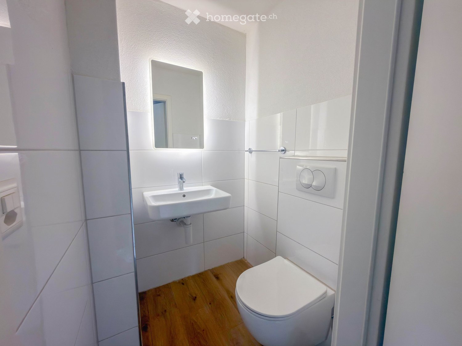 Modern saniertes Haus mit Garten & 3 Parkplätzen – ideal für Familien, Homeoffice oder Büro - Bild 7