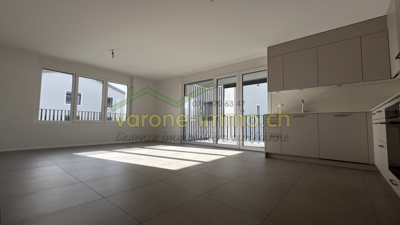 À LOUER à Saint-Germain / Savièse - 4.5 pces - Cuisine et séjour