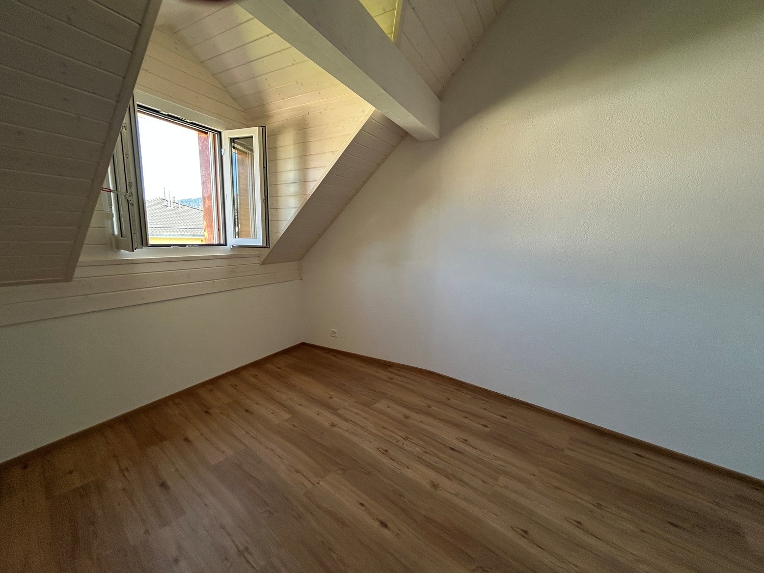 Appartement neuf de 4,5 pces au 2ème étage lumineux - Bild 9