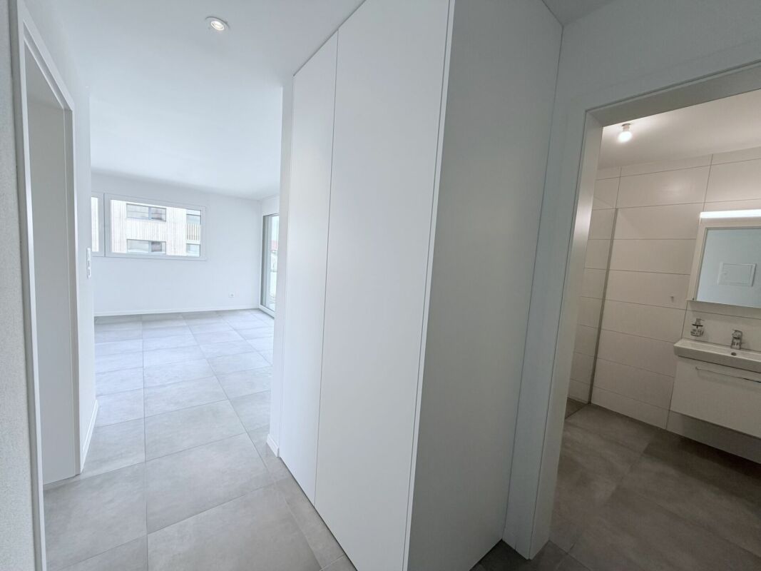Erstes Mietzahlung angeboten! 2,5-Zimmer-Wohnung im Erdgeschoss in Siselen - Bild 7