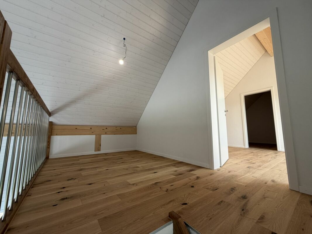 Erste Monatsmiete geschenkt ! 4,5-Zimmer-Duplexwohnung in Siselen - Bild 5