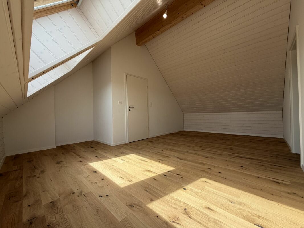 Erste Monatsmiete geschenkt ! 4,5-Zimmer-Duplexwohnung in Siselen - Bild 6