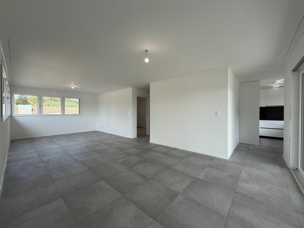 Erste Monatsmiete geschenkt ! 2,5-Zimmer-Wohnung in Siselen - Bild 4