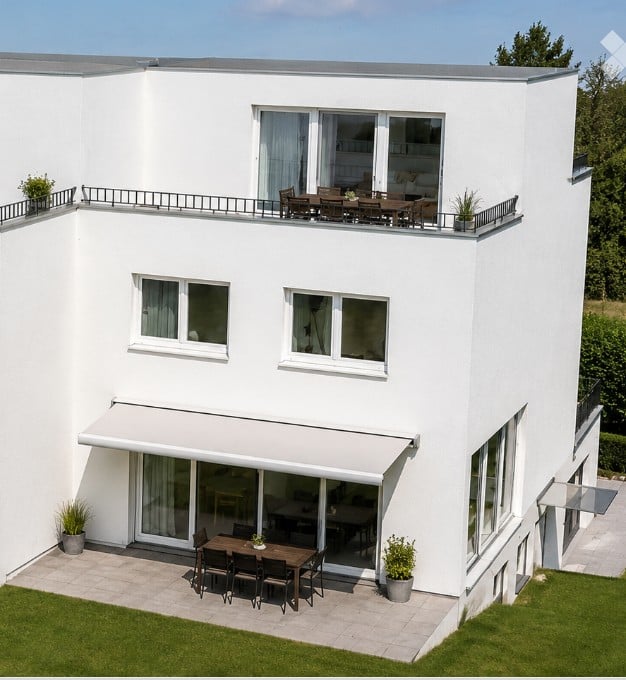 Neubau Erstbezug:  Doppelhaushälfte mit Garten, 3 Balkonen & Aussicht, Doppelagarage - Bild 1