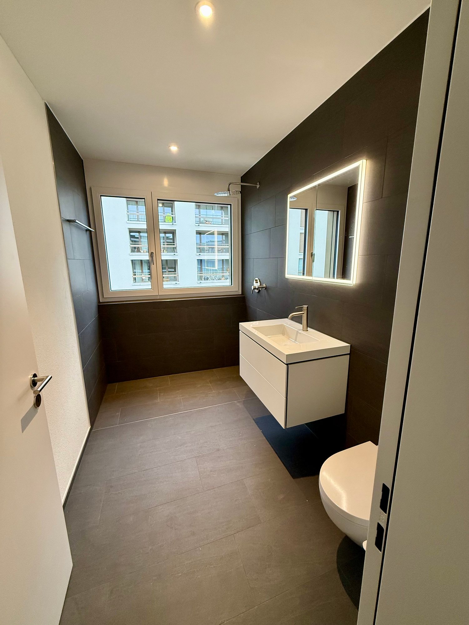 elegante 3.5-Zimmer-Wohnung 107 m2/Terrasse 26 m2 (Erstvermietung) - Bild 10