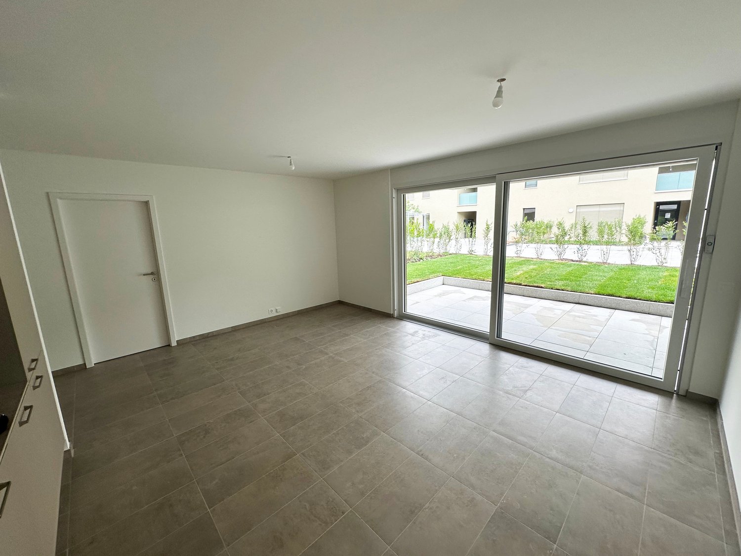 Uvrier / Sion – Appartement neuf de 2.5 pièces avec place de parc - Bild 3