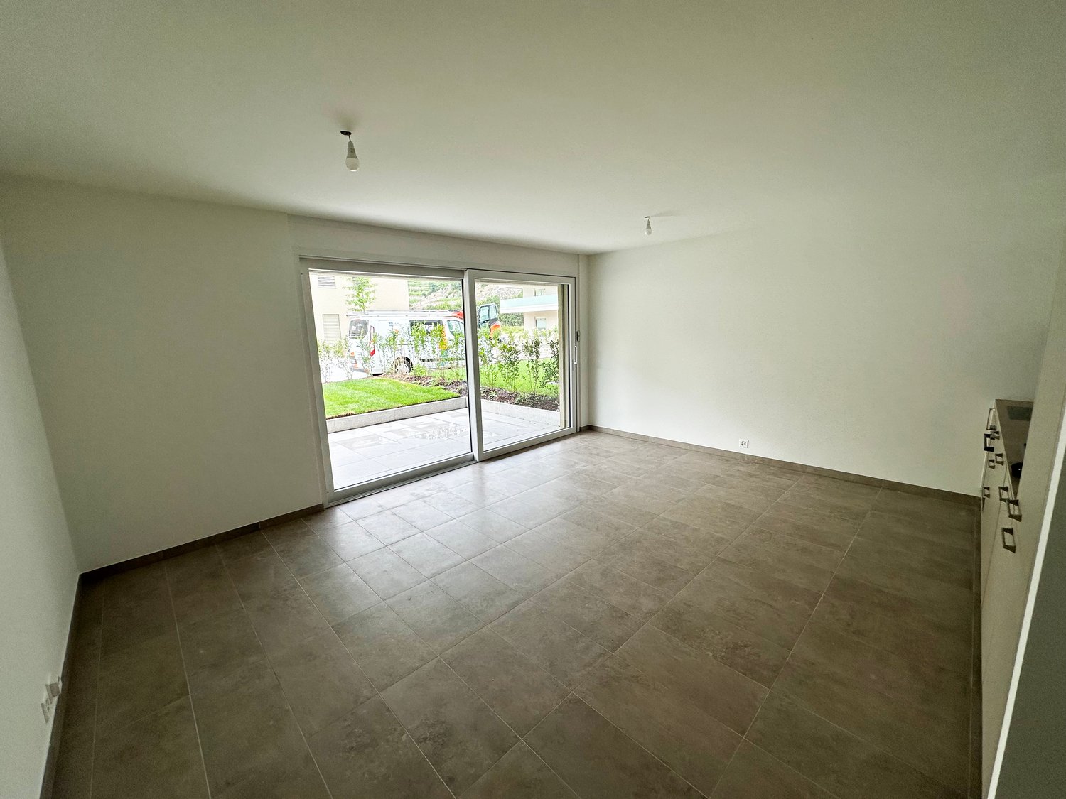 Uvrier / Sion – Appartement neuf de 2.5 pièces avec place de parc - Bild 4