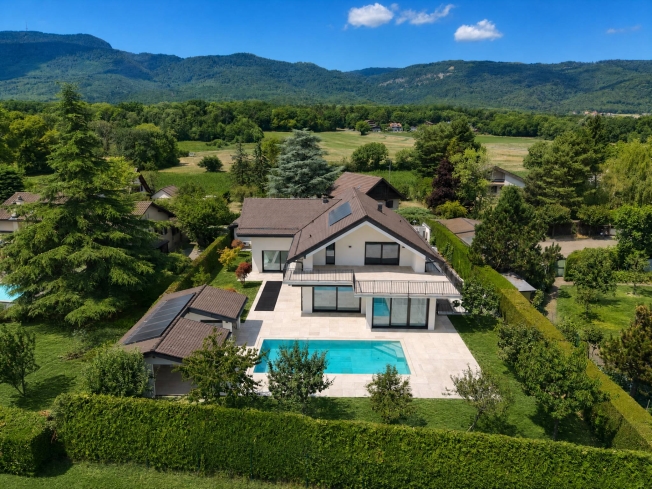 Außergewöhnliche Villa von hohem Rang - Bild 2