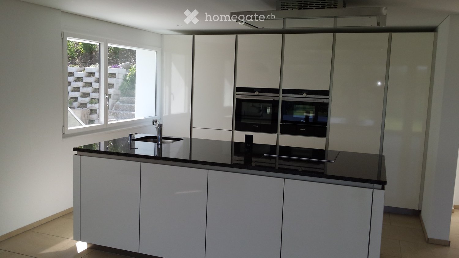 Helle Duplex-Wohnung mit Aussicht auf Feld und Alpen – nahe der Aare - Bild 2