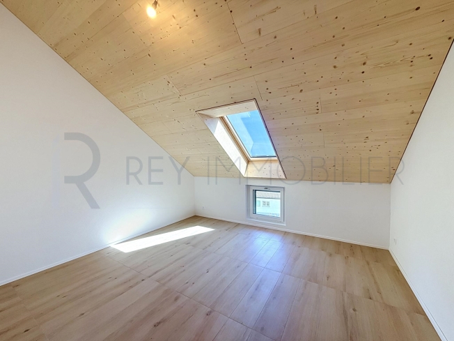 Neues Dreierhaus in Villa mit Terrasse und Garten - Bild 7