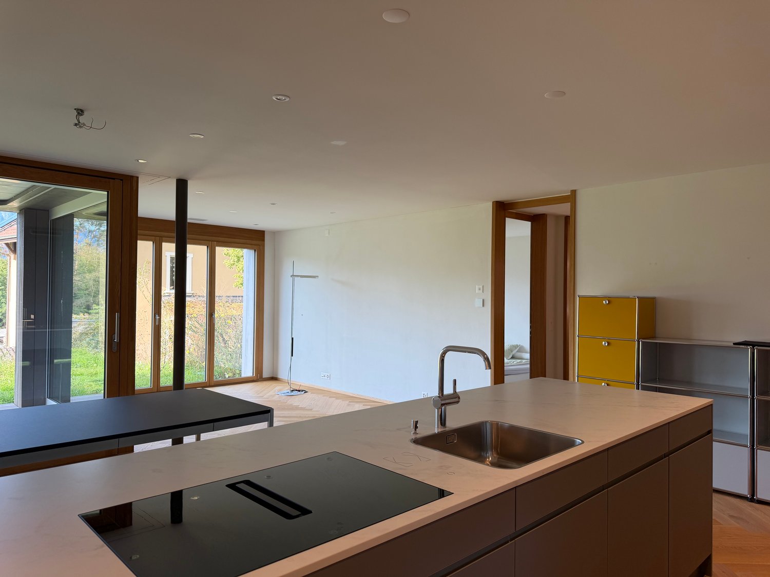 Moderne 3.5-Zimmer-Neubauwohnung in Hünibach - Bild 3