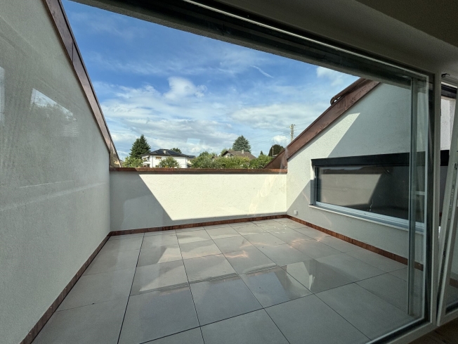 Prächtige neue Penthouse-Wohnung mit Blick auf den See - Bild 6