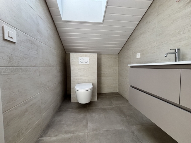 Prächtige neue Penthouse-Wohnung mit Blick auf den See - Bild 12
