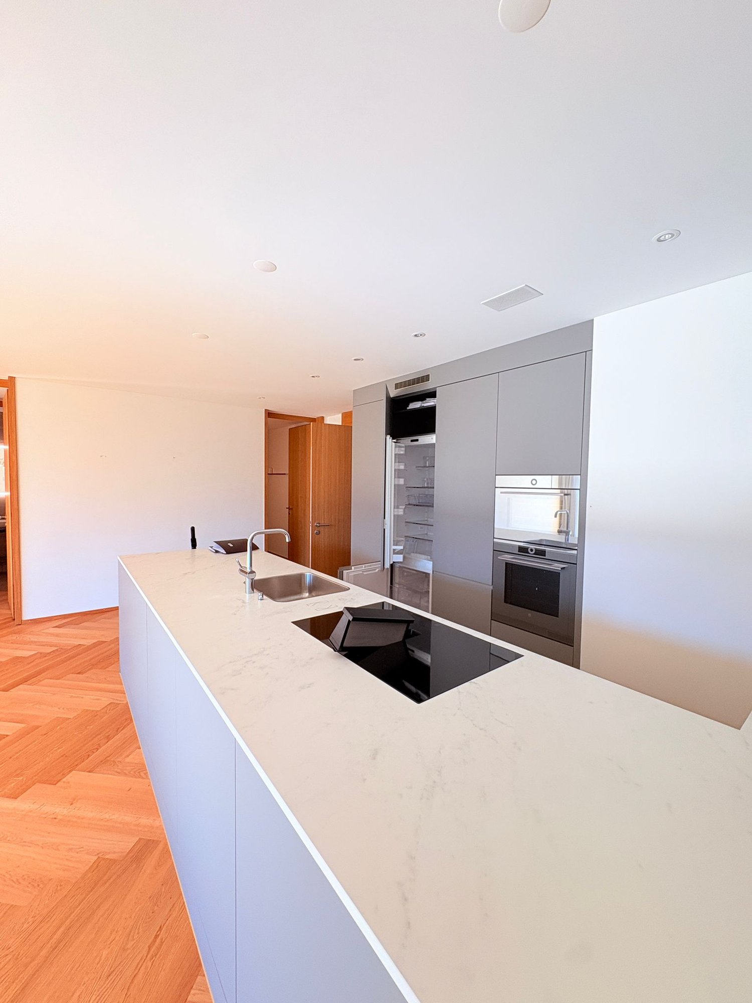 Riedstrasse Hünibach – Moderne 3.5‑Zimmerwohnung mit Indoor-Outdoor-Wohnen - Bild 7