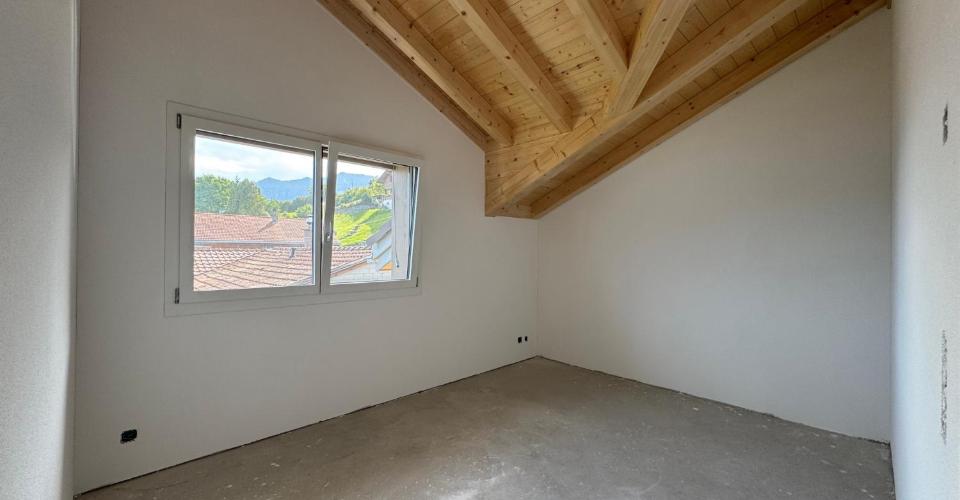 Attraktive Dachwohnung, Grosszügiger Balkon mit Seesicht, Erstbezug im Neubau mit vier Einheiten - Appartement 3.5 pièces - image - 2