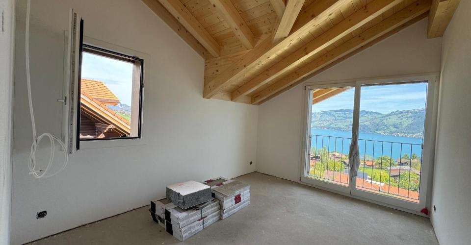 Attraktive Dachwohnung, Grosszügiger Balkon mit Seesicht, Erstbezug im Neubau mit vier Einheiten - Appartement 3.5 pièces - image - 4