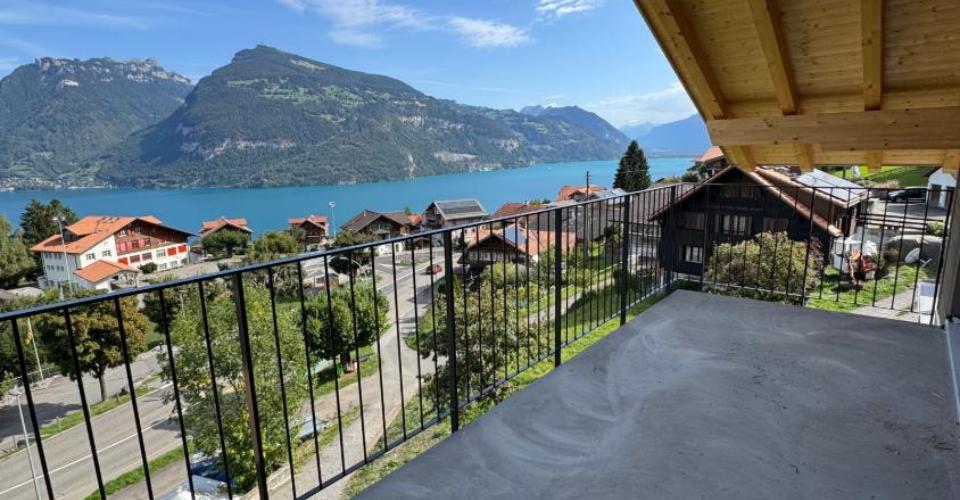 Attraktive Dachwohnung, Grosszügiger Balkon mit Seesicht, Erstbezug im Neubau mit vier Einheiten - Appartement 3.5 pièces - image - 5