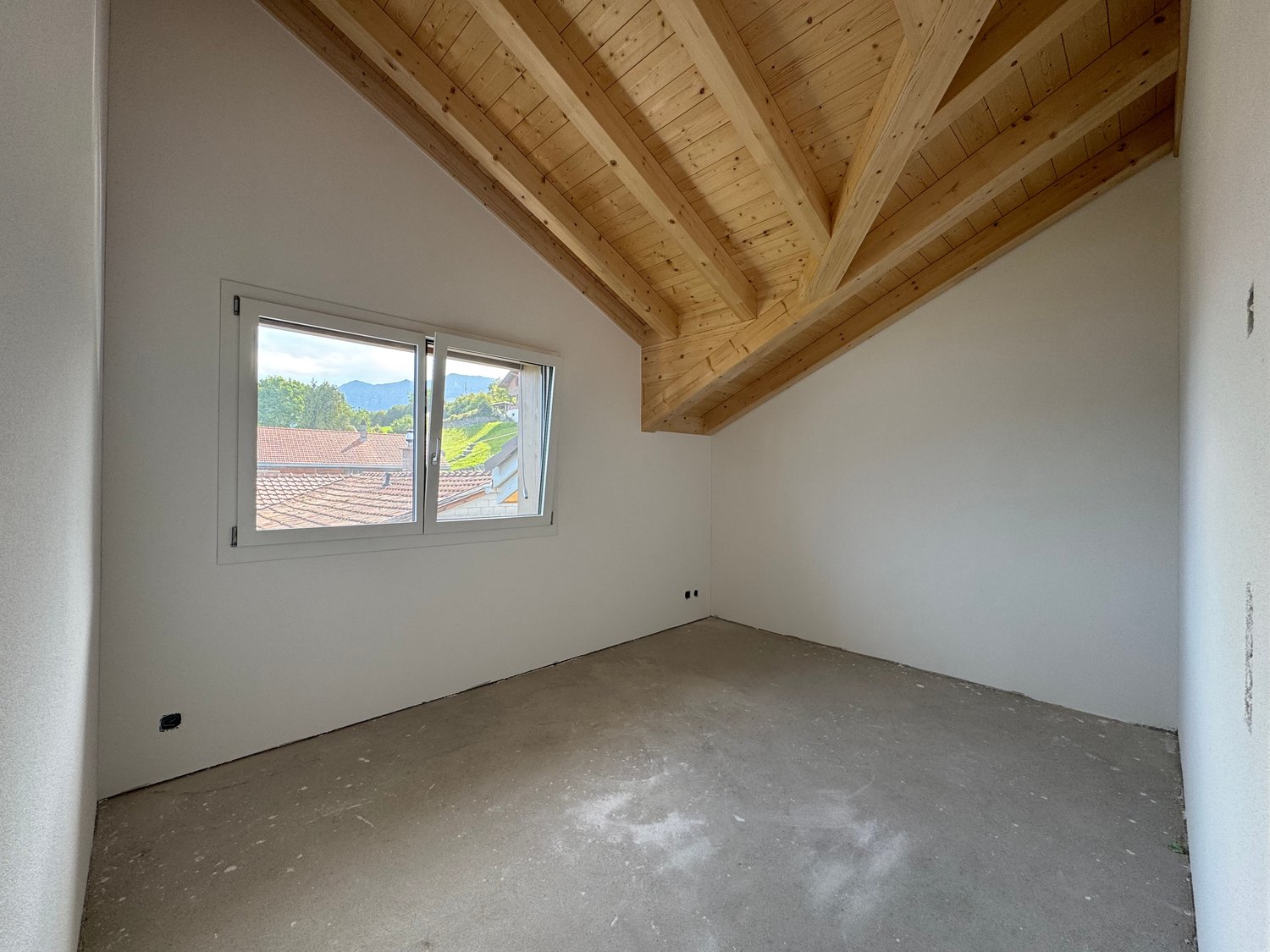 Herrliche Sicht auf den Thunersee, Grosszügige Terrasse (ca. 30 m²), Erstbezug im Neubau mit vier Einheiten - Image 4