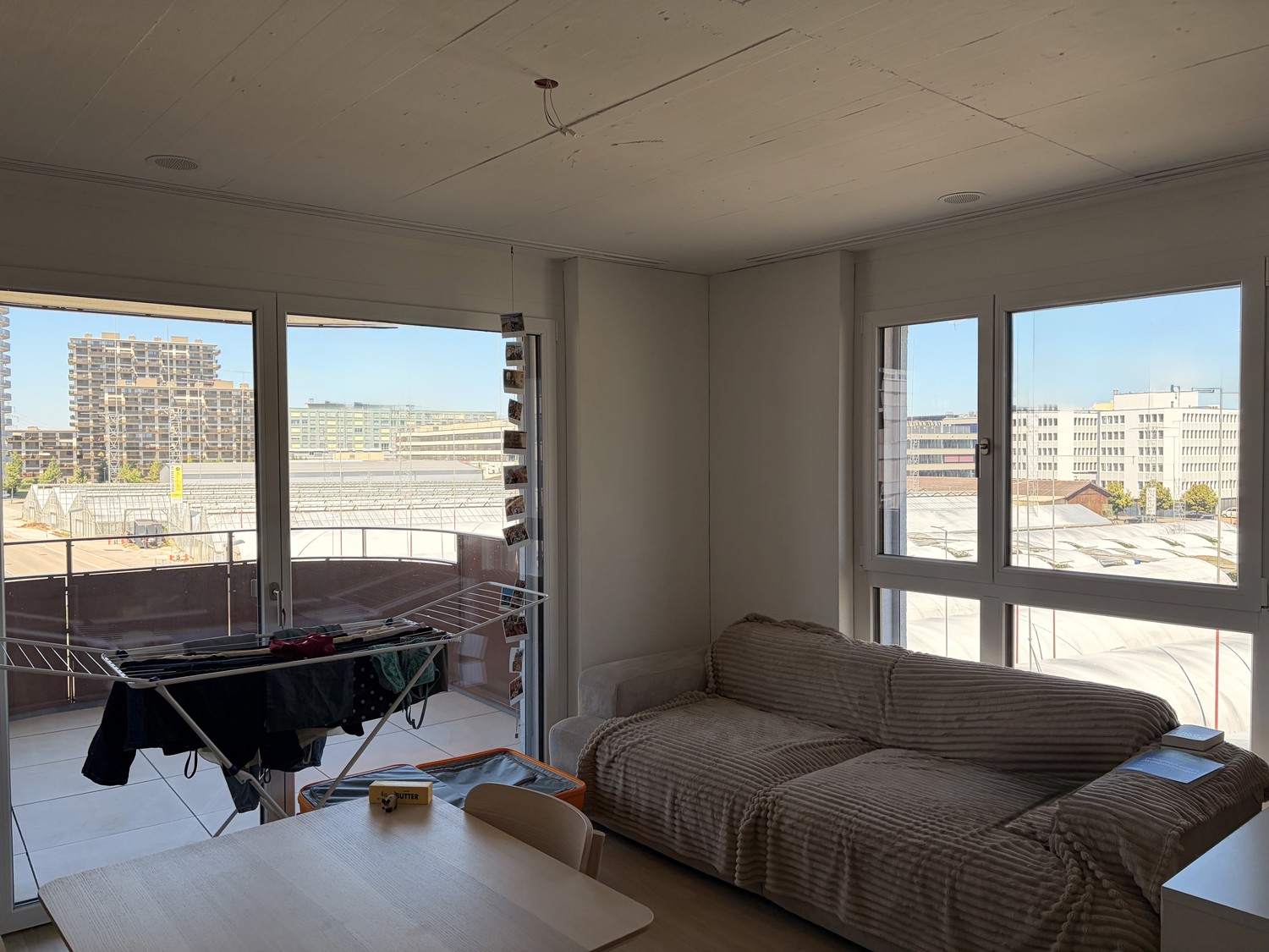 Moderne 1.5 Zimmer Wohnung in Stettbach - Bild 1
