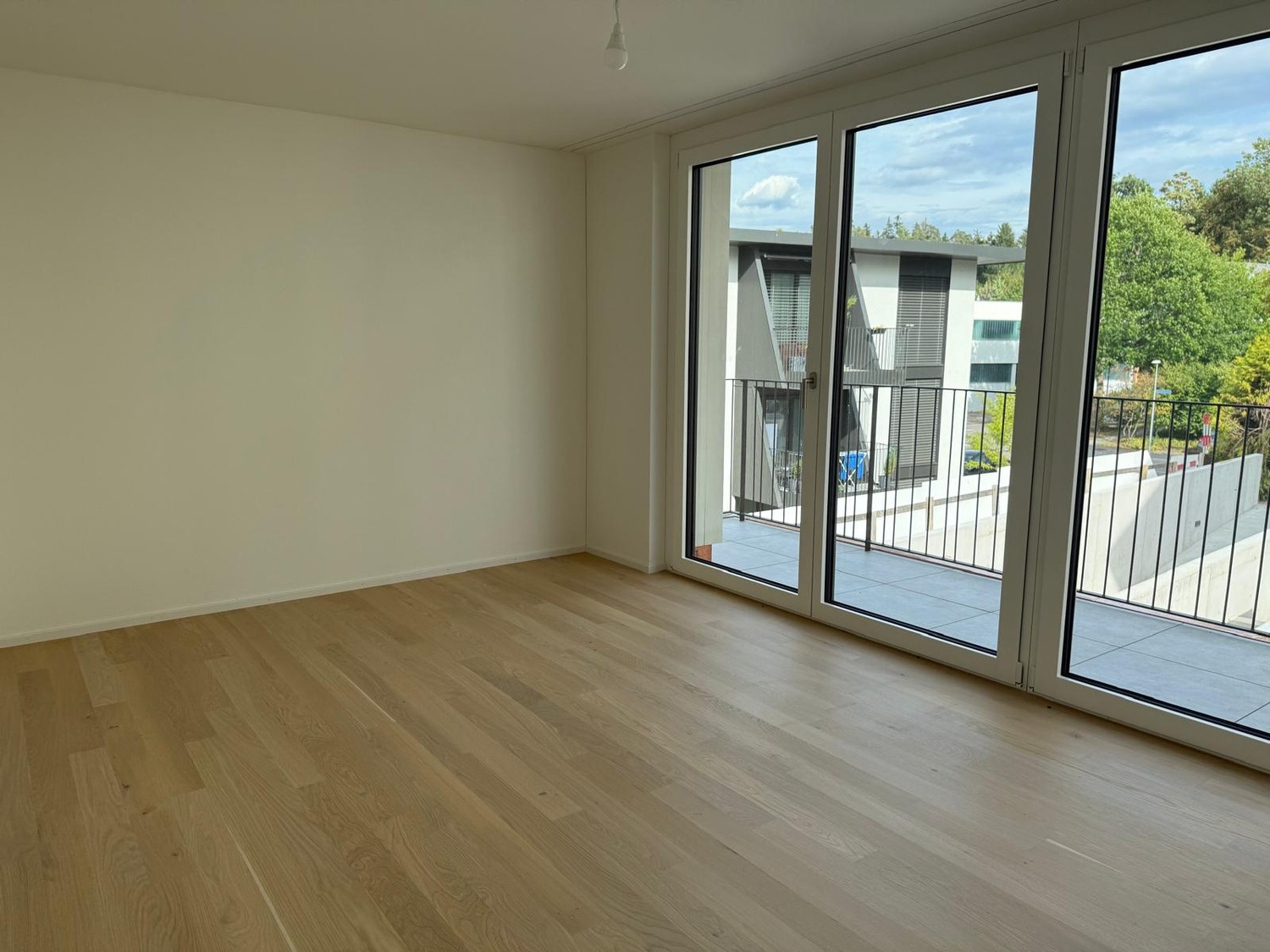 Neubau-Reihenhaus mit moderner 3.5-Zimmer-Maisonette-Wohnung! - Bild 4