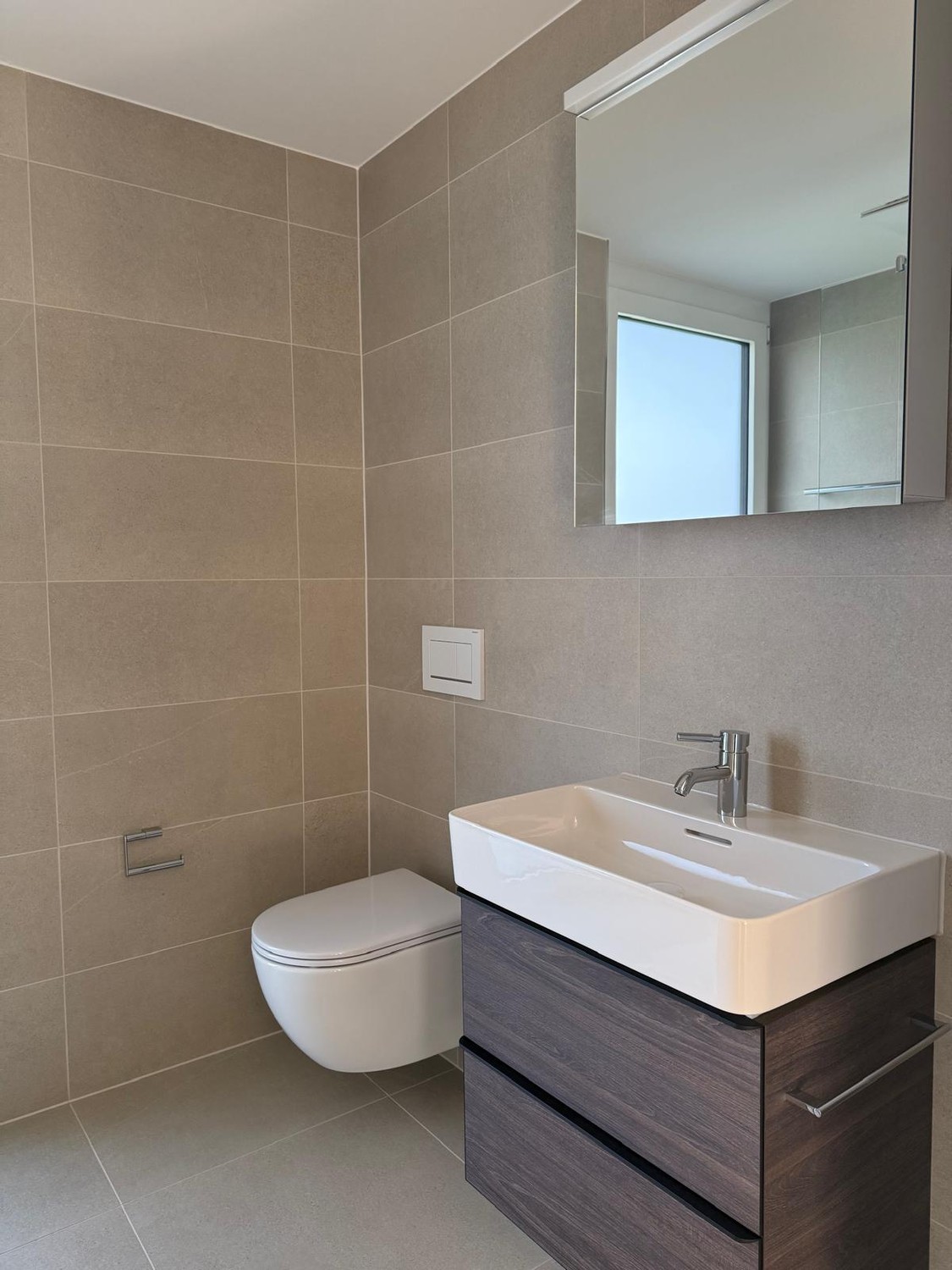 Neubau-Reihenhaus mit moderner 3.5-Zimmer-Maisonette-Wohnung! - Bild 7